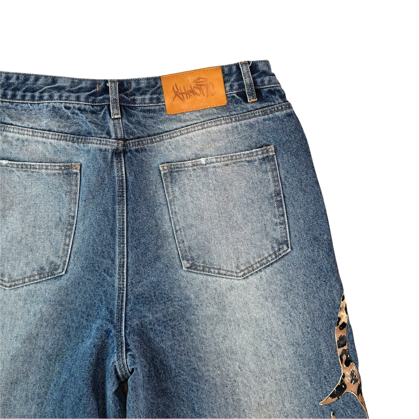 Baggy Leopard Denim